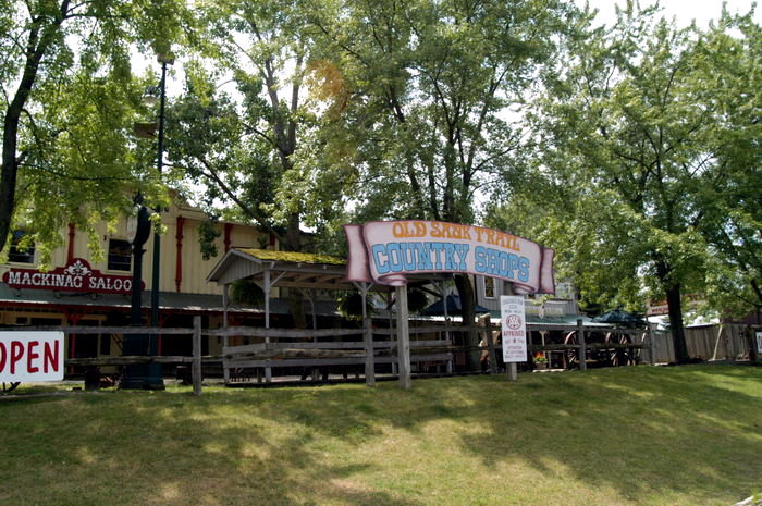 Stagecoach Stop - Early 2000S Photo (newer photo)